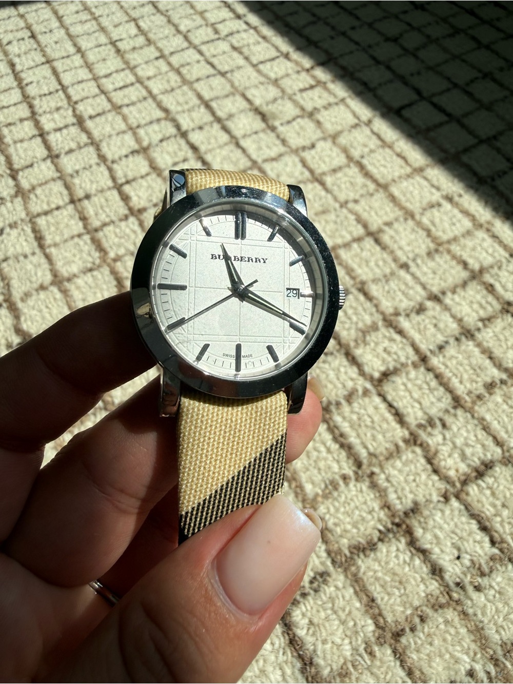 Vintage Burberry Men's Watch - Picture 2 of 7